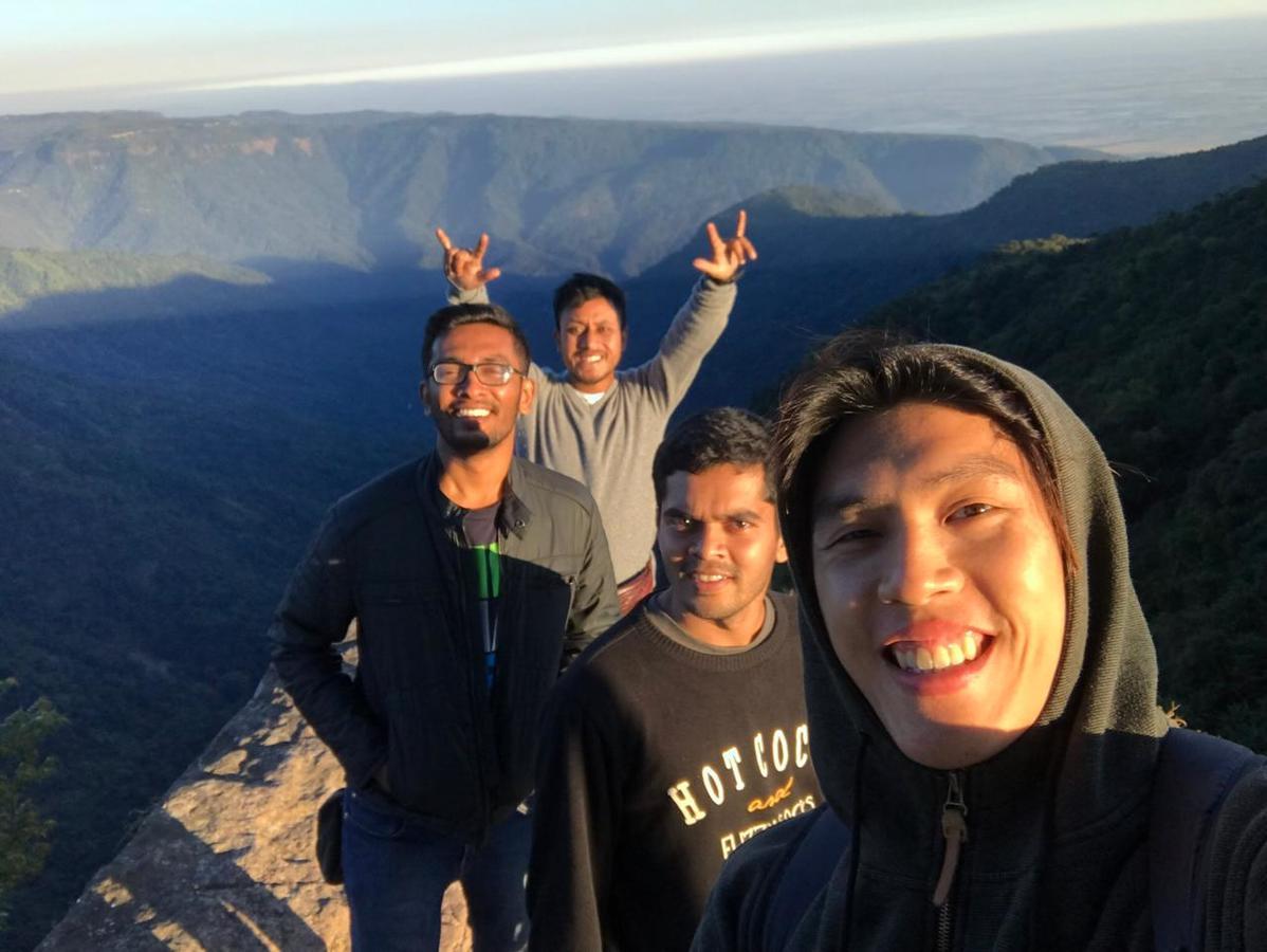 Isabella Hostel Shillong Eksteriør bilde