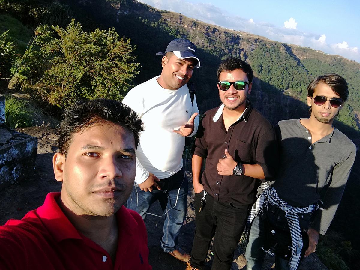 Isabella Hostel Shillong Eksteriør bilde